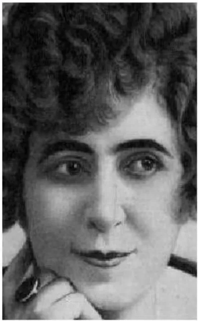 Renée Carl