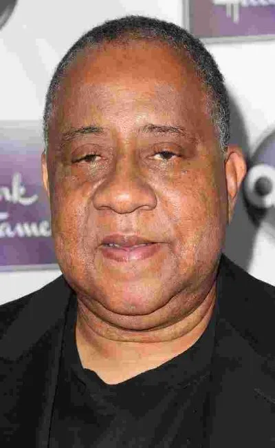 Barry Shabaka Henley